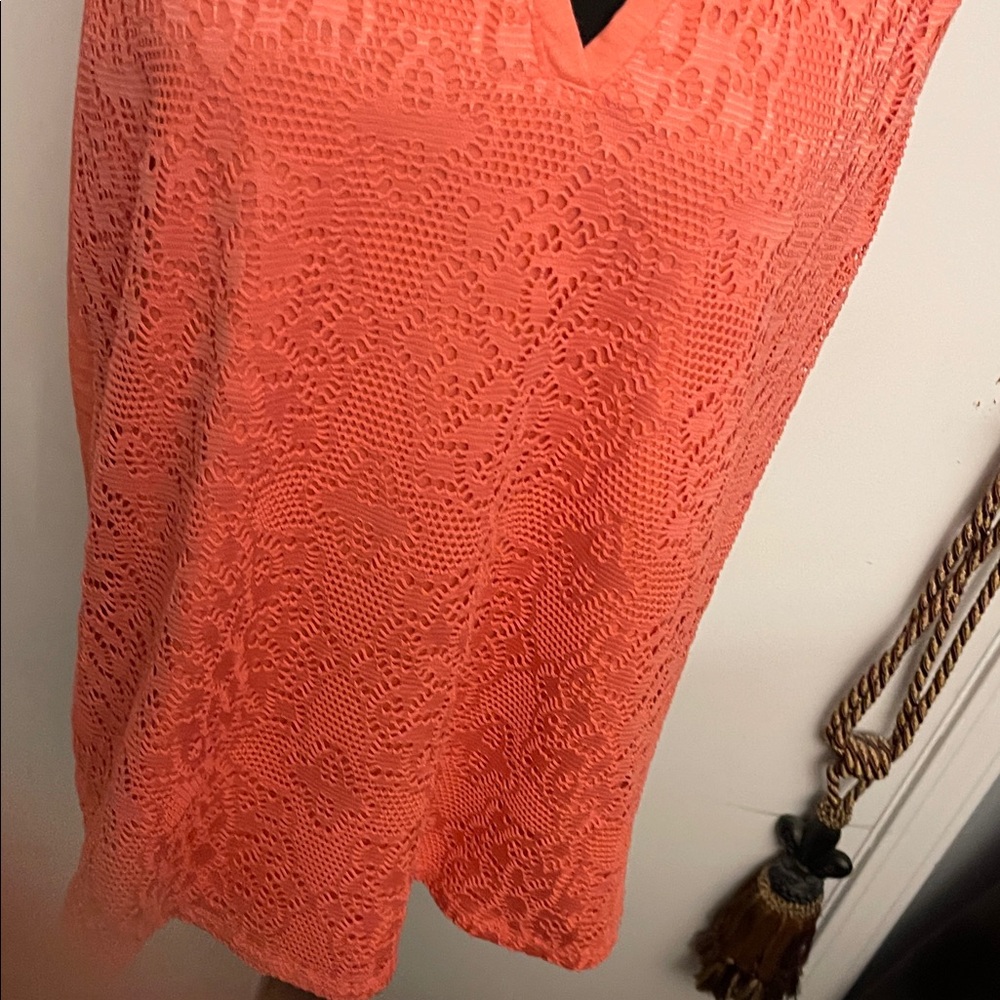 Liz Claiborne Coral Lace Sleeveless V-Notch Tank - Picture 3 of 7